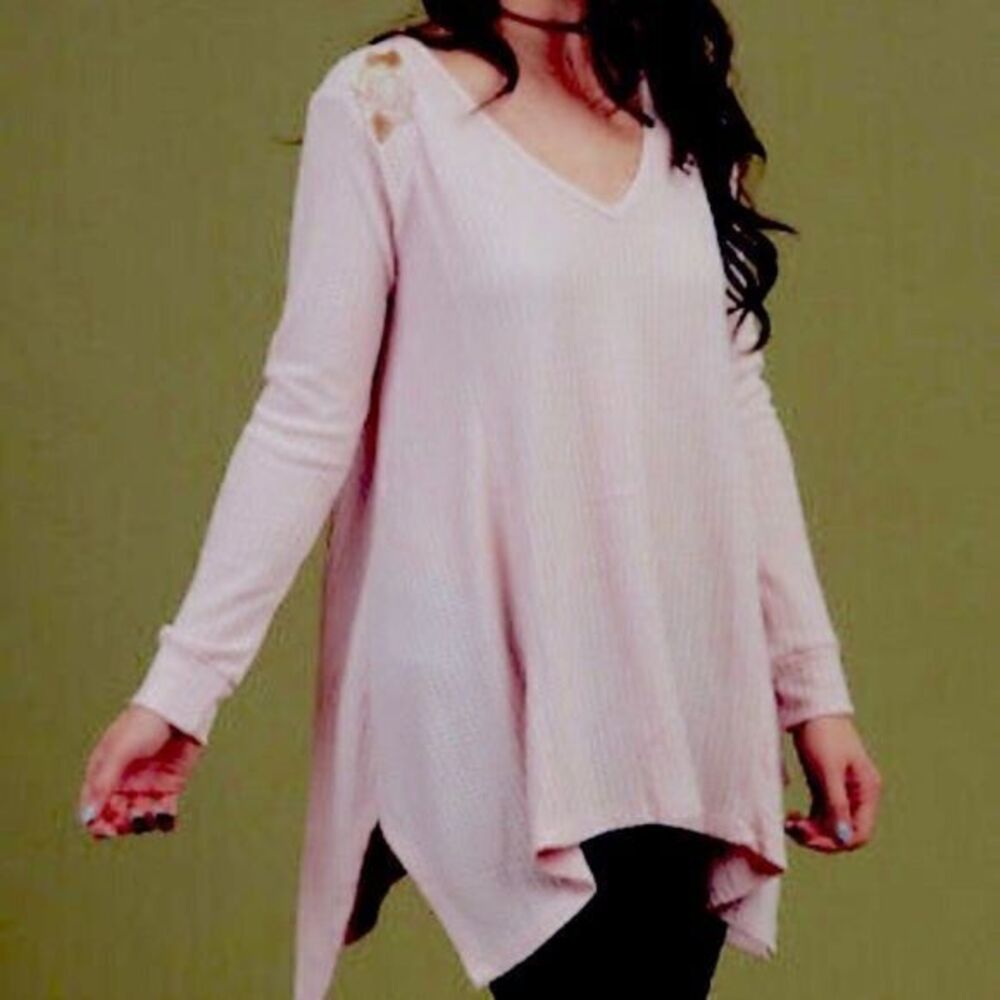 Alter’d state light pink waffle knit thermal asymmetrical embroidered top medium
